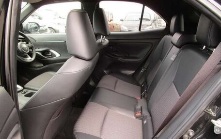 Toyota Yaris Cross, 2022 год, 1 311 000 рублей, 19 фотография