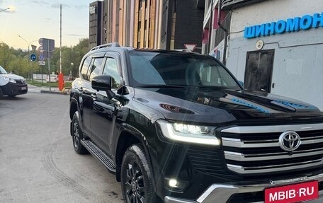 Toyota Land Cruiser, 2022 год, 10 600 000 рублей, 2 фотография