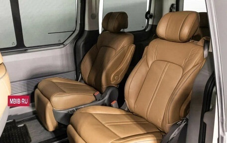 Hyundai Staria, 2023 год, 5 690 000 рублей, 6 фотография