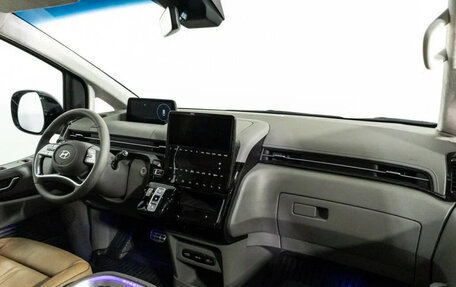 Hyundai Staria, 2023 год, 5 690 000 рублей, 12 фотография