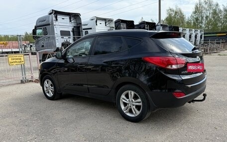 Hyundai ix35 I рестайлинг, 2011 год, 997 000 рублей, 4 фотография