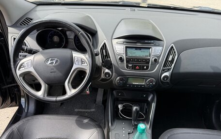 Hyundai ix35 I рестайлинг, 2011 год, 997 000 рублей, 7 фотография