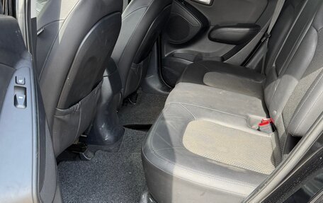 Hyundai ix35 I рестайлинг, 2011 год, 997 000 рублей, 10 фотография