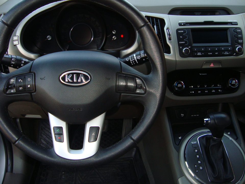 KIA Sportage III, 2011 год, 1 750 000 рублей, 7 фотография