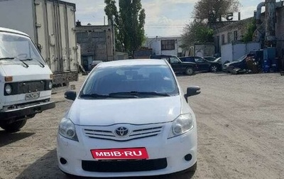 Toyota Auris II, 2010 год, 760 000 рублей, 1 фотография