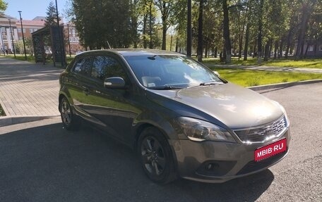 KIA cee'd I рестайлинг, 2011 год, 850 000 рублей, 1 фотография