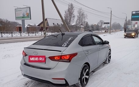 Hyundai Solaris II рестайлинг, 2017 год, 750 000 рублей, 4 фотография
