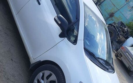 Toyota Auris II, 2010 год, 760 000 рублей, 3 фотография