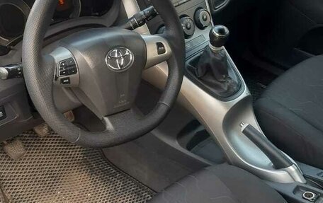 Toyota Auris II, 2010 год, 760 000 рублей, 6 фотография