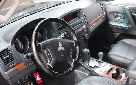 Mitsubishi Pajero IV, 2007 год, 1 300 000 рублей, 8 фотография