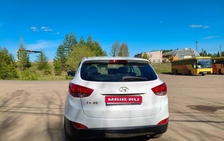 Hyundai ix35 I рестайлинг, 2013 год, 1 100 000 рублей, 11 фотография