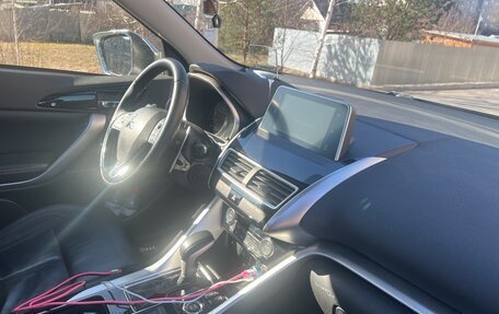 Mitsubishi Eclipse Cross, 2018 год, 2 000 000 рублей, 4 фотография
