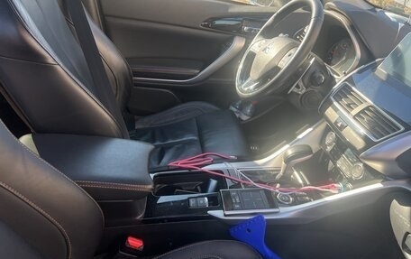 Mitsubishi Eclipse Cross, 2018 год, 2 000 000 рублей, 3 фотография
