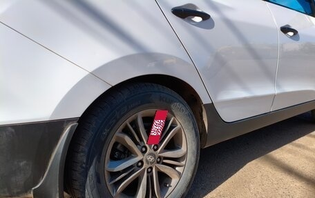 Hyundai ix35 I рестайлинг, 2013 год, 1 100 000 рублей, 19 фотография