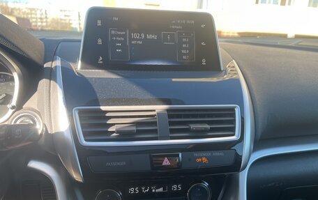 Mitsubishi Eclipse Cross, 2018 год, 2 000 000 рублей, 21 фотография