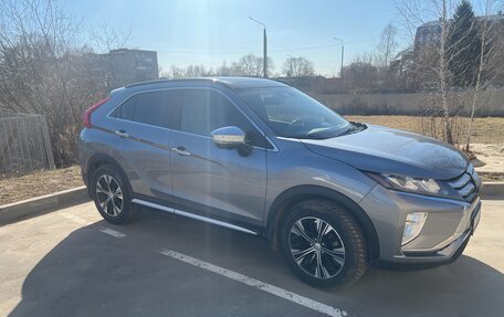 Mitsubishi Eclipse Cross, 2018 год, 2 000 000 рублей, 39 фотография