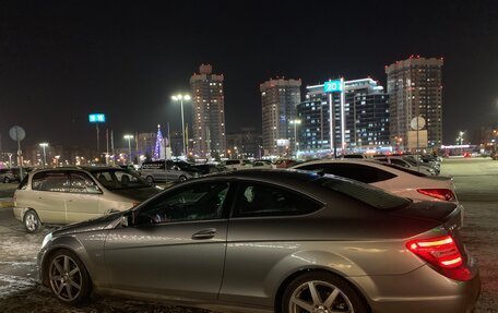 Mercedes-Benz C-Класс, 2012 год, 2 700 000 рублей, 3 фотография