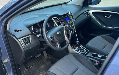 Hyundai i30 II рестайлинг, 2012 год, 900 000 рублей, 10 фотография