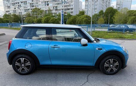 MINI Hatch, 2018 год, 1 550 000 рублей, 8 фотография