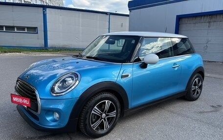 MINI Hatch, 2018 год, 1 550 000 рублей, 2 фотография