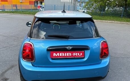 MINI Hatch, 2018 год, 1 550 000 рублей, 5 фотография