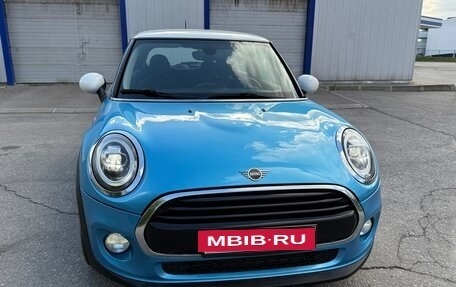 MINI Hatch, 2018 год, 1 550 000 рублей, 10 фотография