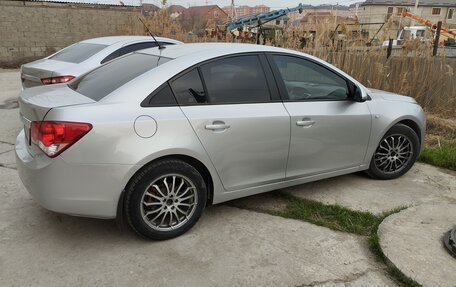 Chevrolet Cruze II, 2010 год, 550 000 рублей, 4 фотография