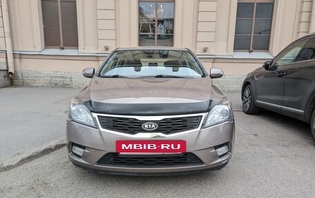 KIA cee'd I рестайлинг, 2010 год, 600 000 рублей, 5 фотография