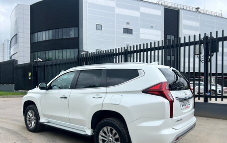 Mitsubishi Pajero Sport III рестайлинг, 2021 год, 4 140 000 рублей, 9 фотография
