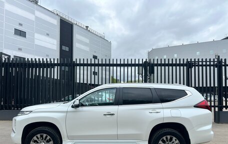 Mitsubishi Pajero Sport III рестайлинг, 2021 год, 4 140 000 рублей, 5 фотография