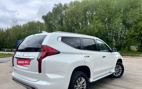 Mitsubishi Pajero Sport III рестайлинг, 2021 год, 4 140 000 рублей, 4 фотография