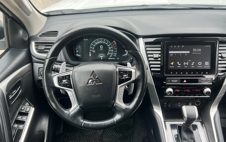 Mitsubishi Pajero Sport III рестайлинг, 2021 год, 4 140 000 рублей, 15 фотография