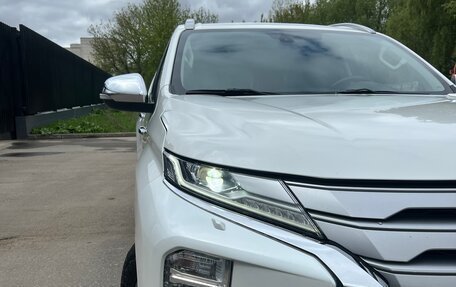 Mitsubishi Pajero Sport III рестайлинг, 2021 год, 4 140 000 рублей, 23 фотография