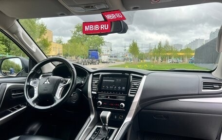 Mitsubishi Pajero Sport III рестайлинг, 2021 год, 4 140 000 рублей, 11 фотография