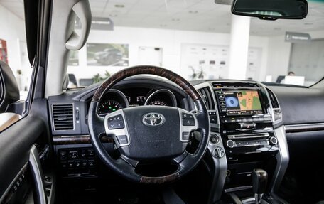 Toyota Land Cruiser 200, 2012 год, 4 058 000 рублей, 20 фотография
