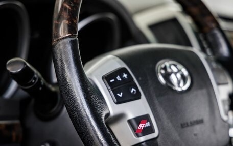 Toyota Land Cruiser 200, 2012 год, 4 058 000 рублей, 16 фотография