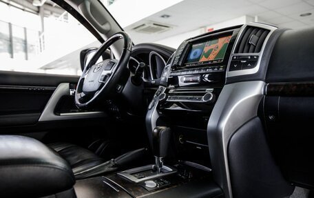 Toyota Land Cruiser 200, 2012 год, 4 058 000 рублей, 26 фотография