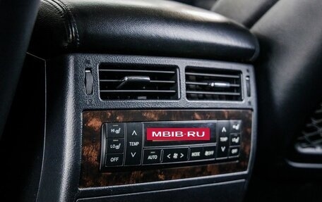 Toyota Land Cruiser 200, 2012 год, 4 058 000 рублей, 22 фотография