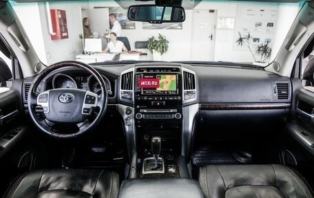 Toyota Land Cruiser 200, 2012 год, 4 058 000 рублей, 27 фотография