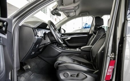 Volkswagen Touareg III, 2019 год, 4 358 000 рублей, 15 фотография