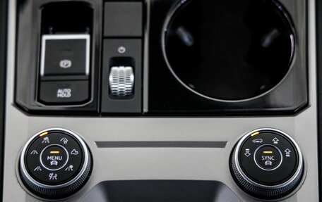 Volkswagen Touareg III, 2019 год, 4 358 000 рублей, 31 фотография