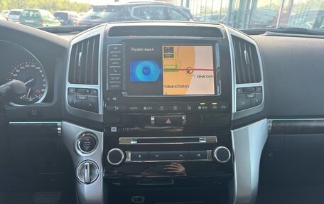 Toyota Land Cruiser 200, 2013 год, 3 790 000 рублей, 12 фотография