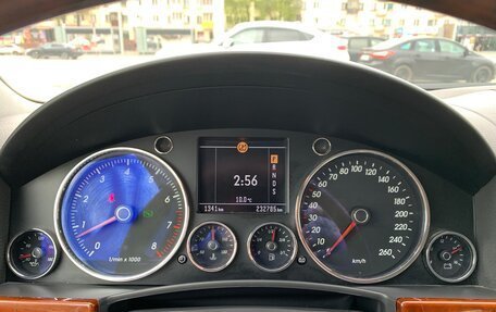 Volkswagen Touareg III, 2003 год, 1 150 000 рублей, 10 фотография