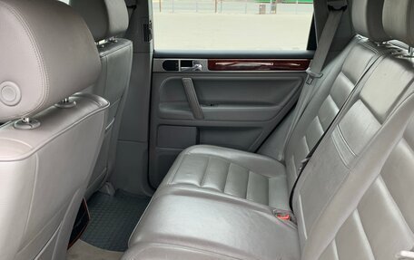 Volkswagen Touareg III, 2003 год, 1 150 000 рублей, 7 фотография