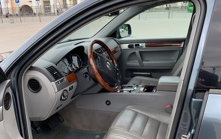 Volkswagen Touareg III, 2003 год, 1 150 000 рублей, 6 фотография