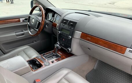 Volkswagen Touareg III, 2003 год, 1 150 000 рублей, 27 фотография
