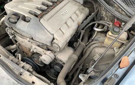 Volkswagen Touareg III, 2003 год, 1 150 000 рублей, 34 фотография