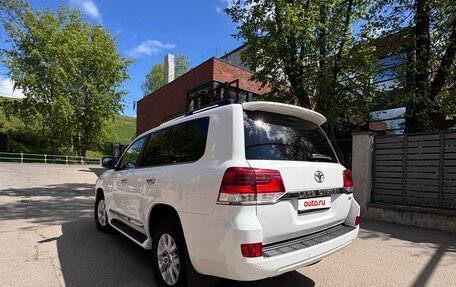 Toyota Land Cruiser 200, 2016 год, 5 750 000 рублей, 6 фотография
