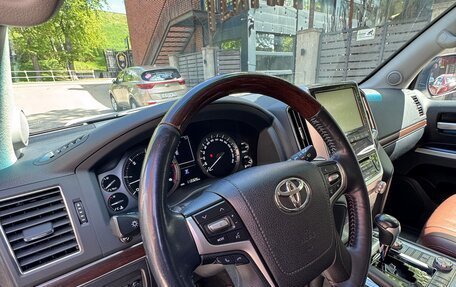 Toyota Land Cruiser 200, 2016 год, 5 750 000 рублей, 19 фотография