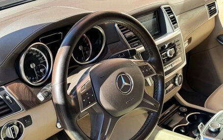 Mercedes-Benz GL-Класс, 2013 год, 2 900 000 рублей, 15 фотография